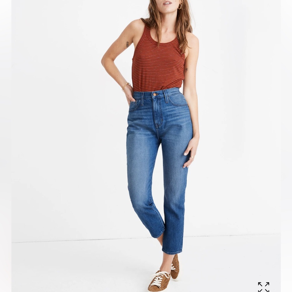 Madewell Mom Jeans in Stratfield Wash